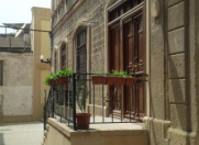 Satılır 2 otaqlı 45 m2 köhnə tikili İçəri Şəhər m.