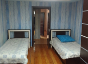 İcarəyə verilir 3 otaqlı 88 m2 köhnə tikili İnşaatçılar m.