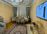 Satılır 3 otaqlı 72 m2 köhnə tikili Qara Qarayev m.