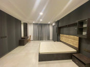 İcarəyə verilir 4 otaqlı 215 m2 yeni tikili Şah İsmayıl Xətai m.