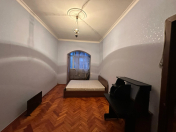 İcarəyə verilir 2 otaqlı 50 m2 köhnə tikili Metropark