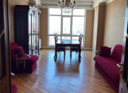 İcarəyə verilir 3 otaqlı 136 m2 yeni tikili İnşaatçılar m.