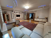 İcarəyə verilir 4 otaqlı 175 m2 yeni tikili Gənclik m.