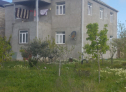 Satılır 6 otaqlı 240 m2 həyət evi Buzovna