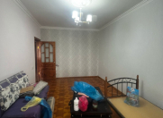 Satılır 3 otaqlı 78 m2 köhnə tikili Xalqlar Dostluğu m.