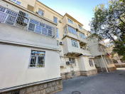 İcarəyə verilir 2 otaqlı 60 m2 köhnə tikili Şah İsmayıl Xətai m.