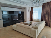 İcarəyə verilir 3 otaqlı 150 m2 yeni tikili Nəsimi r.