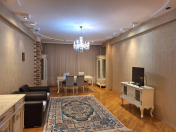 İcarəyə verilir 2 otaqlı 130 m2 yeni tikili Memar Əcəmi m.