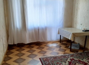 Satılır 2 otaqlı 60 m2 köhnə tikili Y.Günəşli