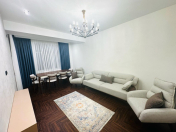 Satılır 2 otaqlı 80 m2 yeni tikili Gənclik m.