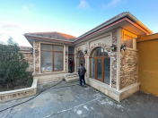 Satılır 8 otaqlı 280 m2 həyət evi Abşeron r.