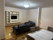 İcarəyə verilir 4 otaqlı 110 m2 köhnə tikili Xalqlar Dostluğu m.