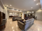 İcarəyə verilir 3 otaqlı 180 m2 yeni tikili Park Bulvar