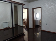 İcarəyə verilir 2 otaqlı 82.5 m2 yeni tikili 9 mkr