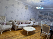 İcarəyə verilir 4 otaqlı 90 m2 köhnə tikili Xalqlar Dostluğu m.