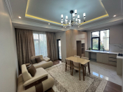 Satılır 3 otaqlı 85 m2 yeni tikili 28 May m.