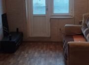 Satılır 5 otaqlı 135 m2 köhnə tikili İnşaatçılar m.