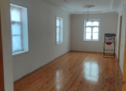 Satılır 6 otaqlı 200 m2 həyət evi Sulutəpə