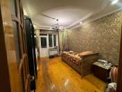 Satılır 4 otaqlı 110 m2 köhnə tikili 3 mkr