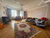 Satılır 4 otaqlı 210 m2 yeni tikili Nəsimi r.