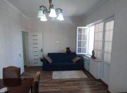 Satılır 2 otaqlı 48 m2 köhnə tikili Əhmədli m.