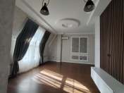 Satılır 4 otaqlı 170 m2 yeni tikili Nərimanov r.