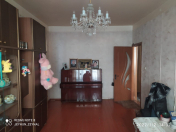 Satılır 5 otaqlı 120 m2 köhnə tikili 8 km