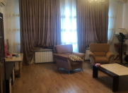 Satılır 4 otaqlı 210 m2 yeni tikili Yeni Yasamal