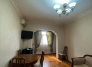 İcarəyə verilir 2 otaqlı 50 m2 köhnə tikili İnşaatçılar m.