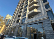 Satılır 4 otaqlı 185 m2 yeni tikili Koala parkı