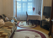 Satılır 2 otaqlı 62 m2 köhnə tikili İnşaatçılar m.