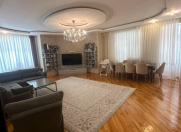 Satılır 4 otaqlı 150 m2 yeni tikili Yasamal r.