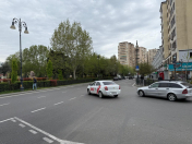 Satılır 2 otaqlı 65 m2 köhnə tikili Gənclik m.