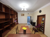 İcarəyə verilir 1 otaqlı 23 m2 ofis Nəriman Nərimanov m.