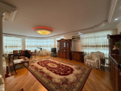 Satılır 4 otaqlı 163 m2 yeni tikili Elmlər Akademiyası m.