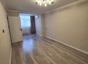 Satılır 2 otaqlı 50 m2 köhnə tikili Gənclik m.