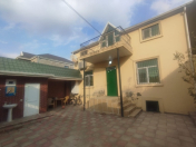 Satılır 4 otaqlı 220 m2 həyət evi Binəqədi