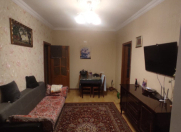 Satılır 2 otaqlı 95 m2 köhnə tikili Xətai r.