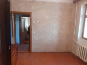 Satılır 2 otaqlı 65 m2 köhnə tikili Y.Günəşli