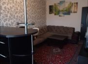 İcarəyə verilir 3 otaqlı 65 m2 köhnə tikili Memar Əcəmi m.