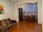 İcarəyə verilir 3 otaqlı 90 m2 köhnə tikili Memar Əcəmi m.