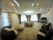 İcarəyə verilir 4 otaqlı 200 m2 yeni tikili Sirk