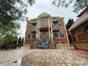 Satılır 7 otaqlı 750 m2 villa Badamdar
