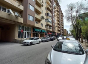 İcarəyə verilir 3 otaqlı 130 m2 yeni tikili Elmlər Akademiyası m.