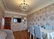 Satılır 2 otaqlı 70 m2 köhnə tikili Əhmədli m.