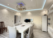 Satılır 4 otaqlı 110 m2 köhnə tikili Elmlər Akademiyası m.