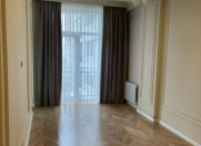 Satılır 2 otaqlı 62 m2 yeni tikili 28 May m.