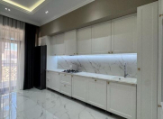 Satılır 4 otaqlı 205 m2 yeni tikili Azadlıq meydanı