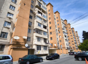 Satılır 4 otaqlı 110 m2 köhnə tikili Əhmədli m.