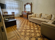 İcarəyə verilir 3 otaqlı 95 m2 köhnə tikili Elmlər Akademiyası m.